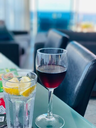 西罗科曼特拉酒店主图