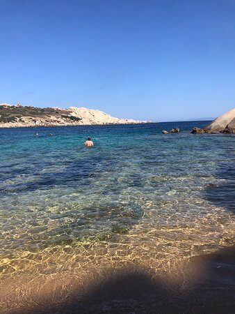 Cala Spinosa-Capo Testa必去景点