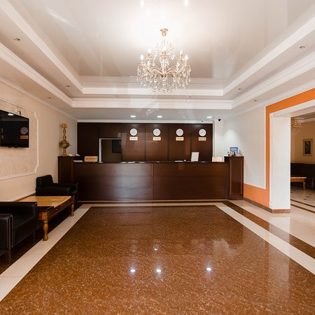 Azat Hotel主图