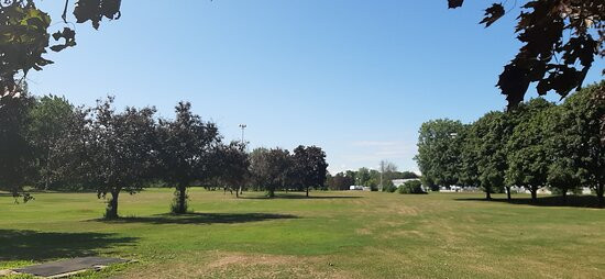 Golf UFO-蒙特利尔必去景点