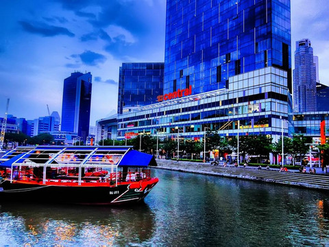 Clarke Quay Central-新加坡必去景点