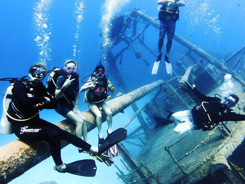 Shaggy's Personalised Diving-西湾必去景点