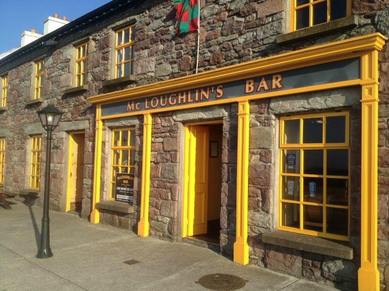 McLoughlins Bar景点图片