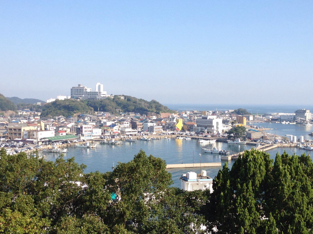 Morozaki Hazu Cape (Hazu Jinja Shrine)景点图片