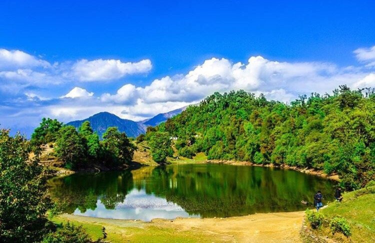 Deoria Tal Lake景点图片