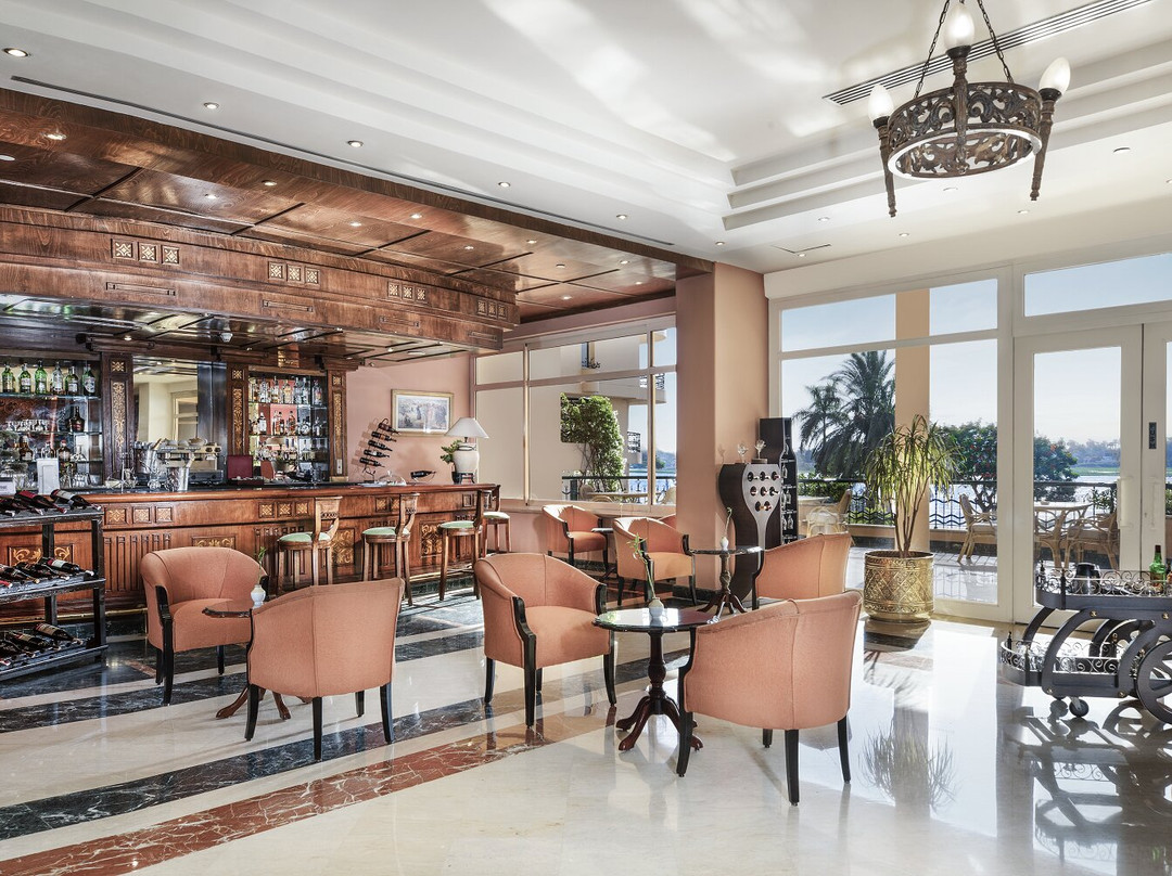 Abu Sir餐馆和美食-Nile Bar and Lounge