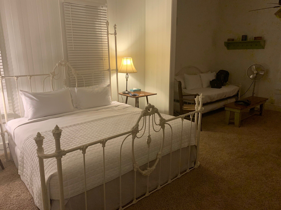 The Meyer Hotel主图