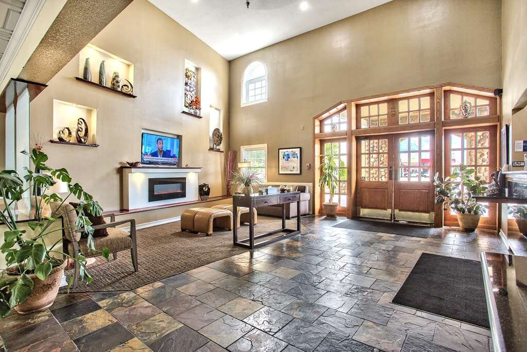 贝斯特韦斯特山景旅馆主图