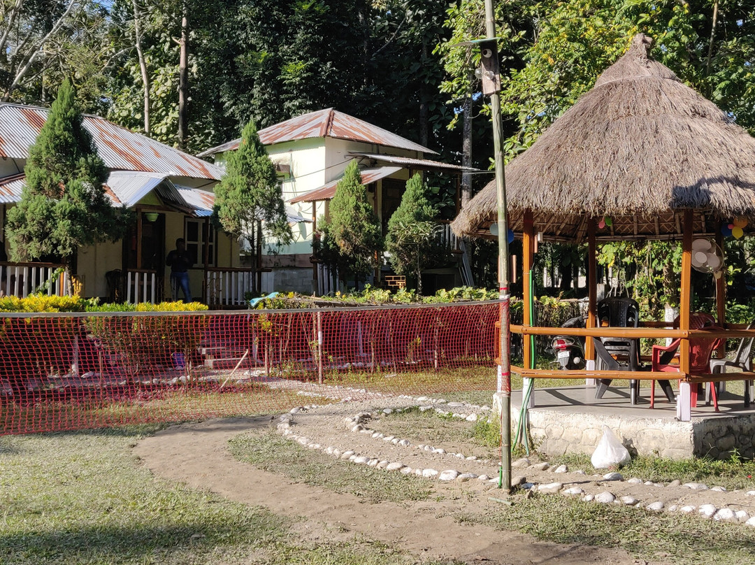 Hollong Eco Village Resort主图