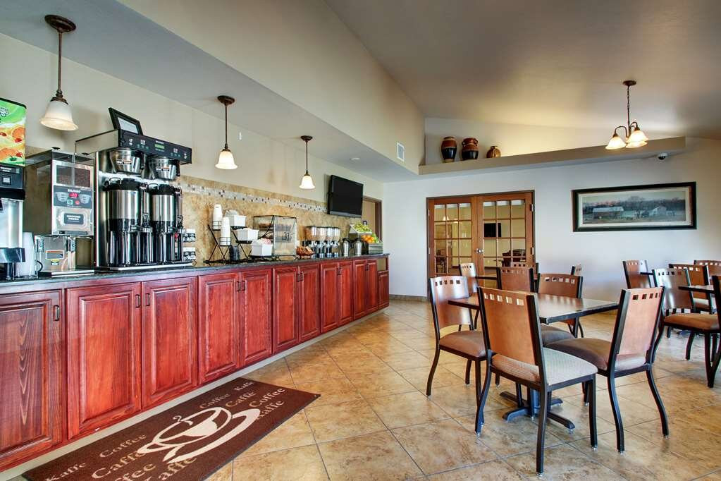 Best Western West Hills Inn主图