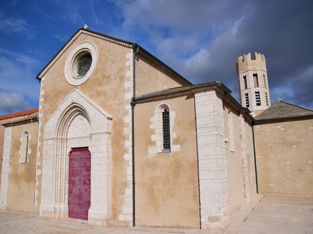 Église Saint-Dominique de Bonifacio-博尼法乔必去景点