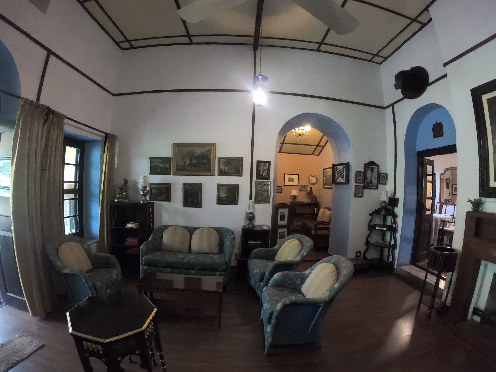 WelcomHeritage Connaught House-浴室