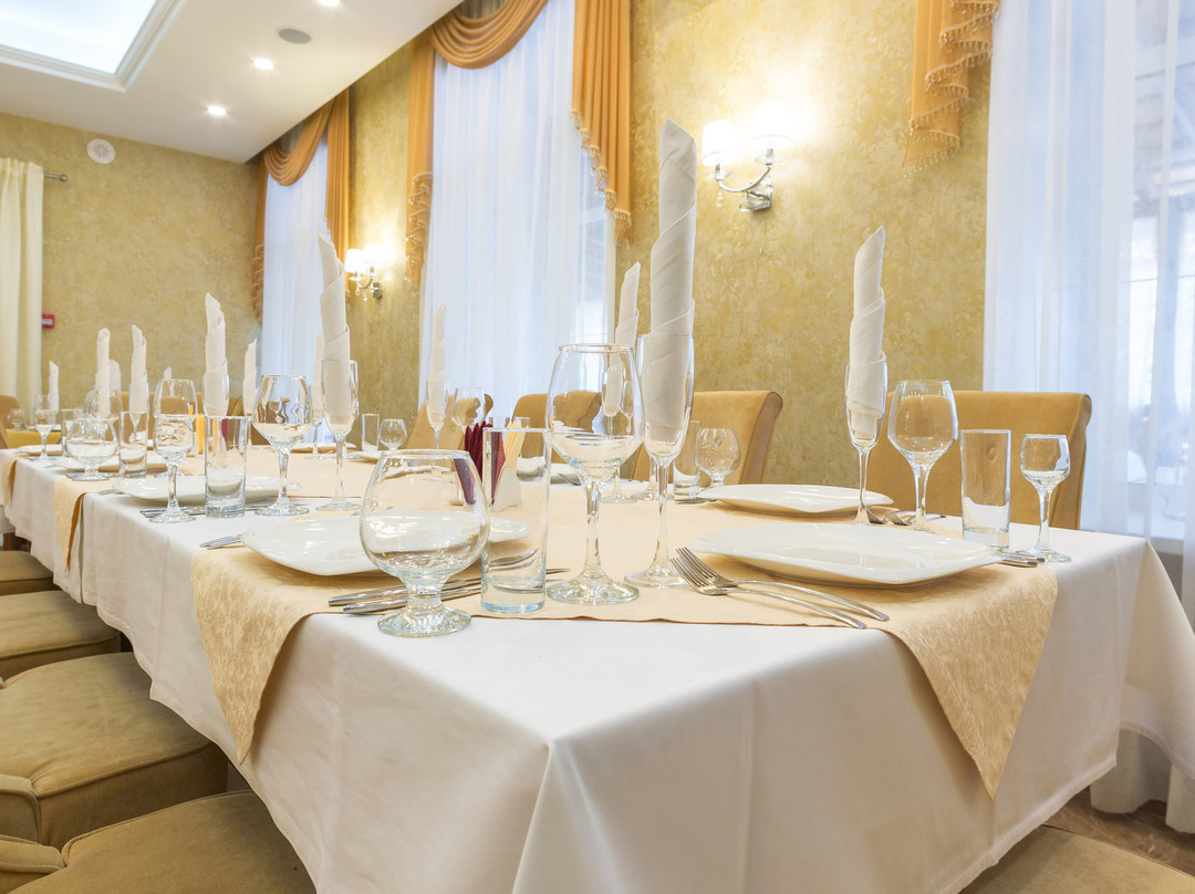 Balakhna餐馆和美食-Restaurant Premier