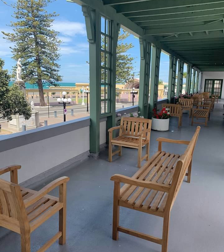 Art Deco Masonic Hotel主图