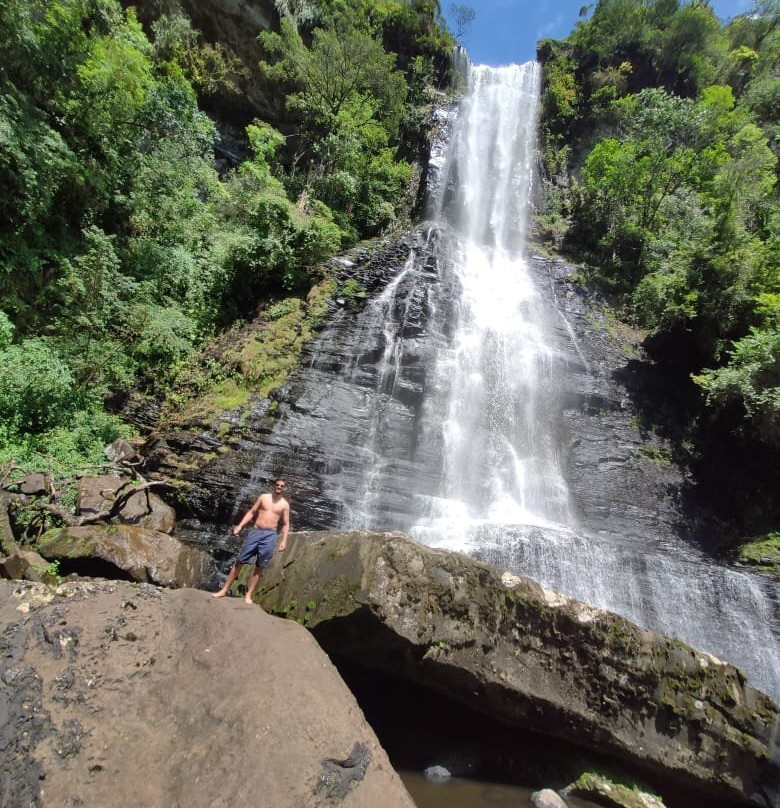 Cachoeira Salto do Zinco-Benedito Novo必去景点