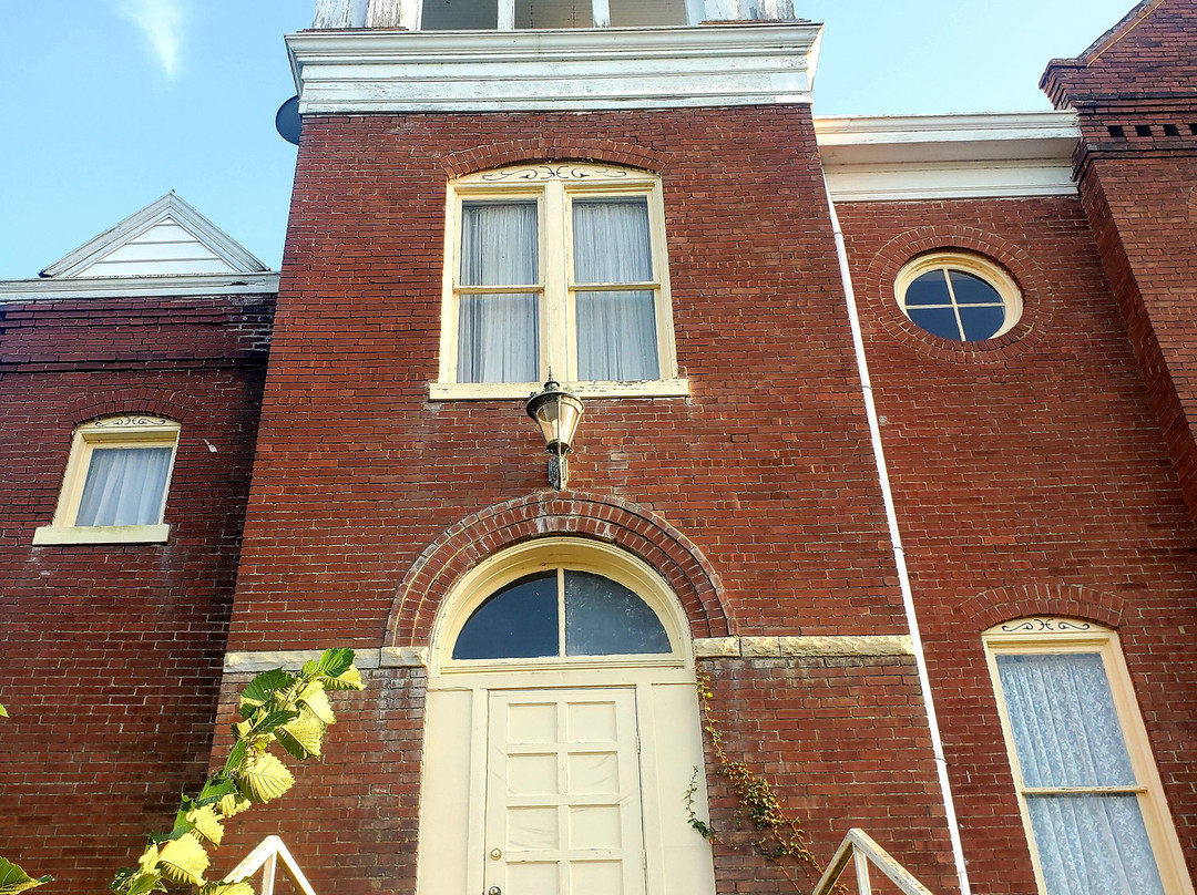 Old School on the Hill B&B主图