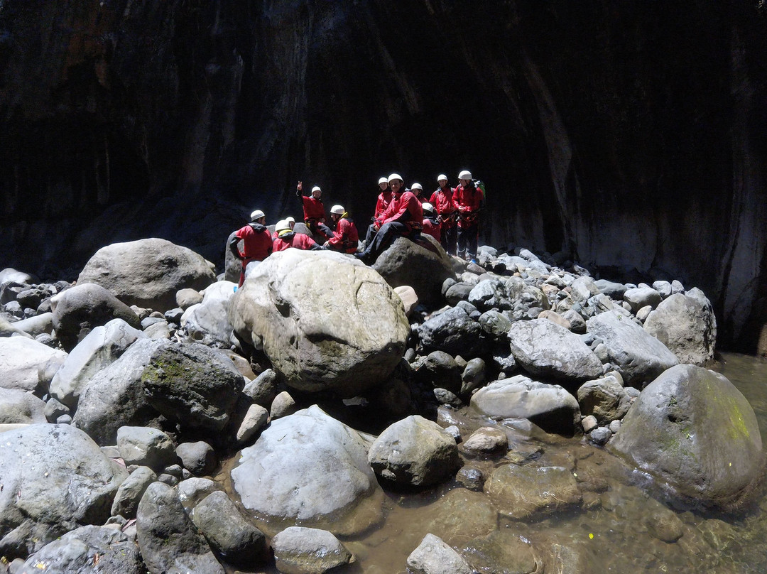 Austral Aventure景点图片