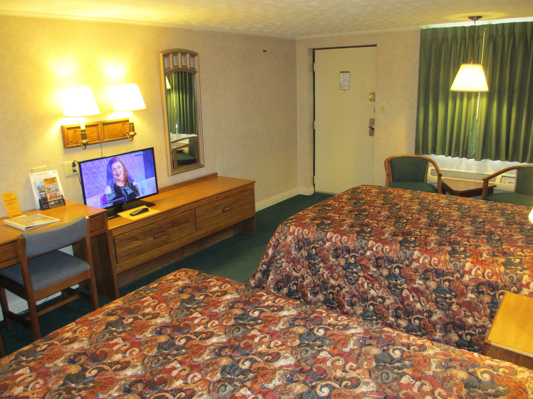 Budget Host Westgate Inn主图