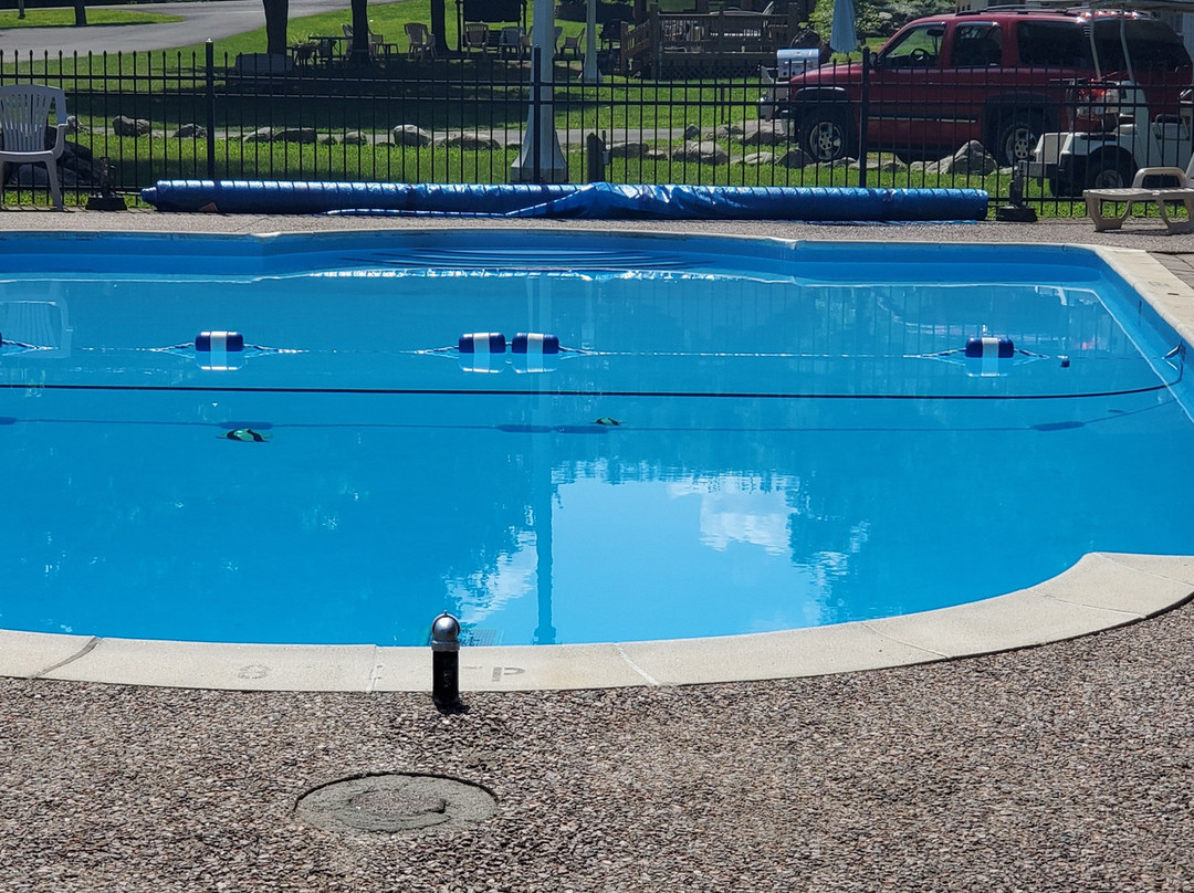 West Winds Motel & Cottages主图