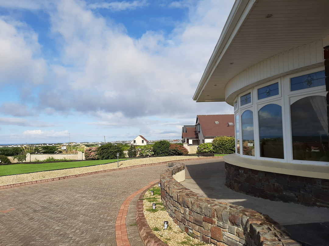 The Tides Ballybunion主图