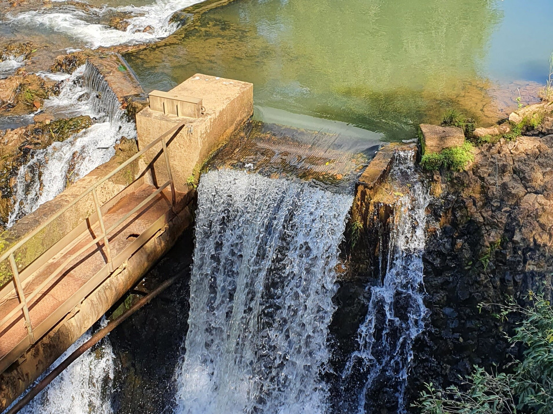 Mena Creek Falls-米娜溪必去景点