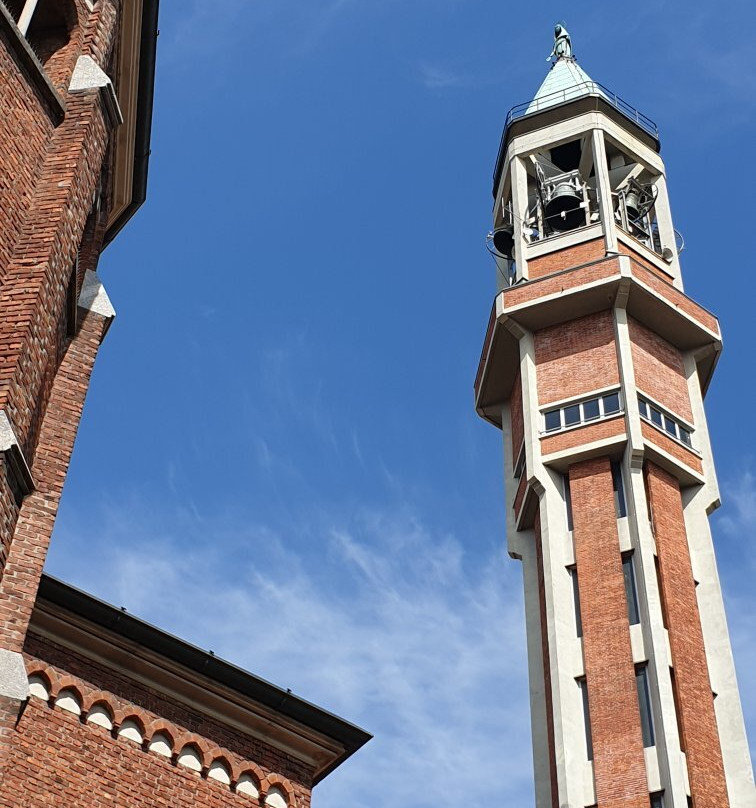 Santuario Santa Valeria景点图片
