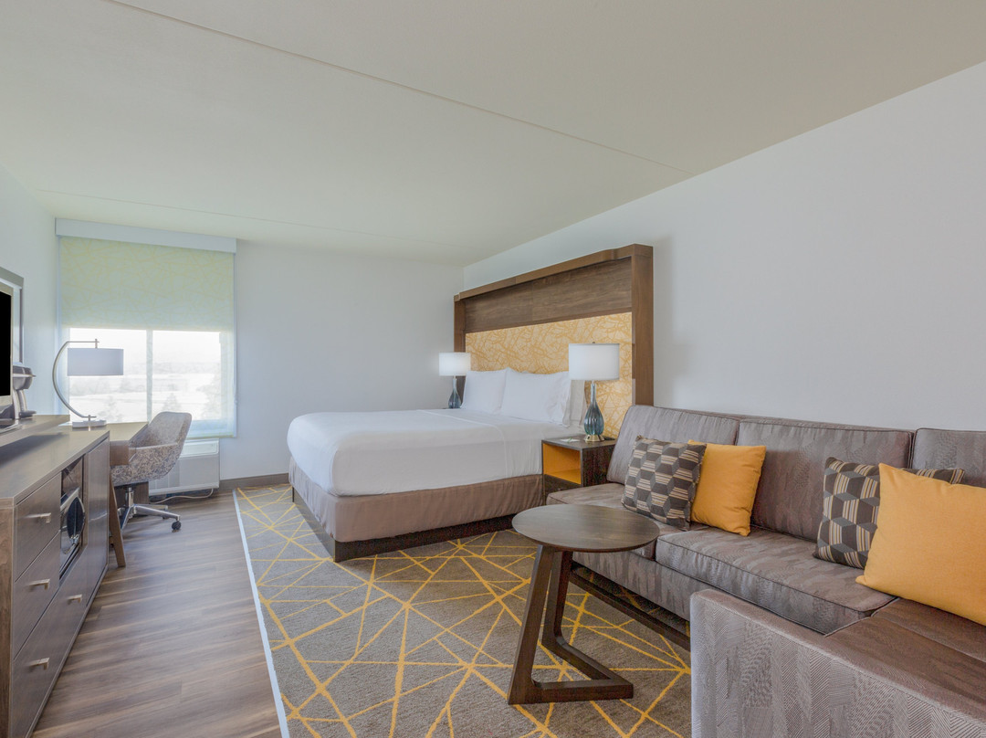 拉米拉达假日酒店主图