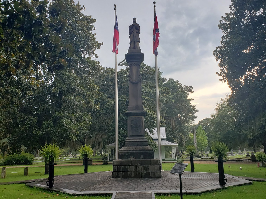 Old Live Oak Cemetery景点图片