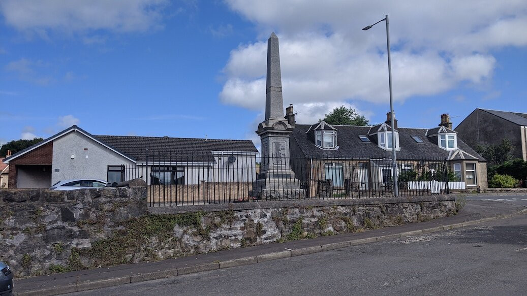 Longcroft War Memorial-Longcroft必去景点