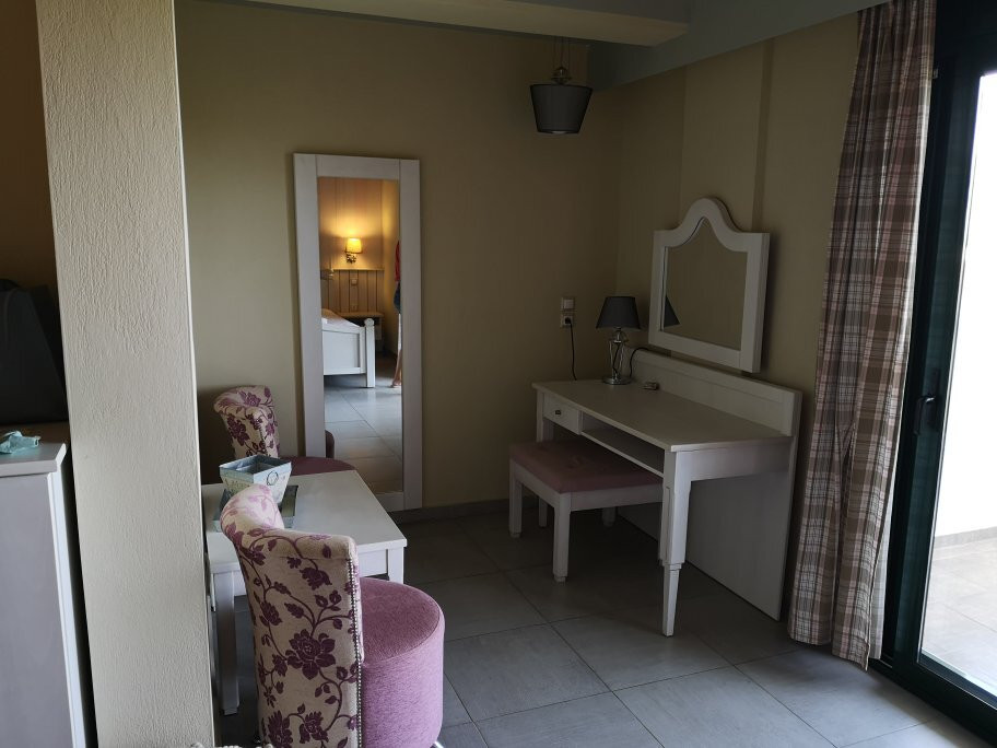 Ocean Beach Hotel主图