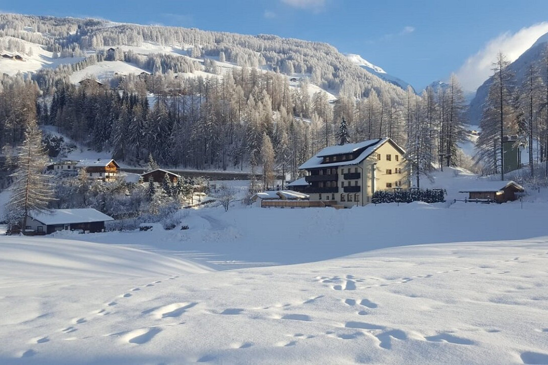 Hotel Landgasthof Sonnblick主图