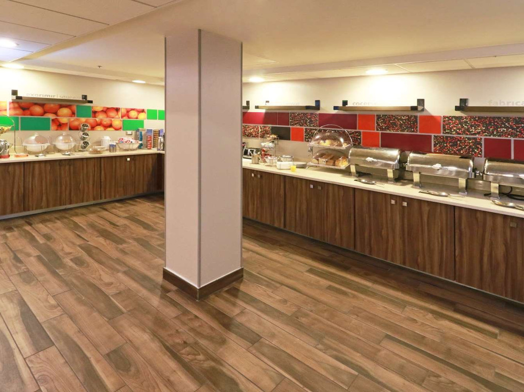 Hampton Inn by Hilton Chihuahua City主图