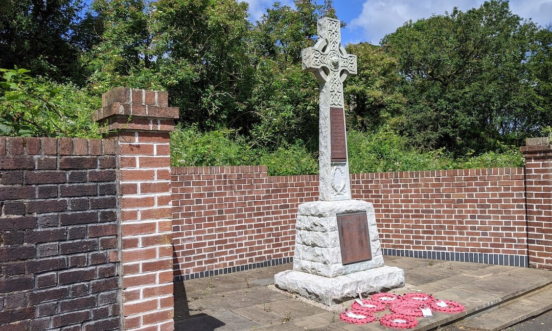 Dunlop War Memorial景点图片