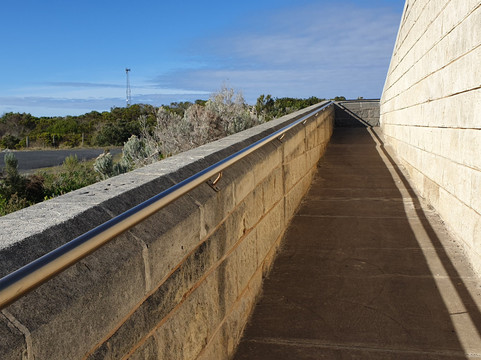 Bi-centennial Turret-麦克唐奈港必去景点