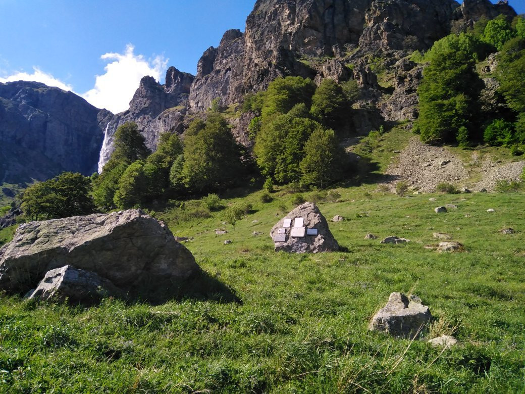 Raysko Praskalo-特罗扬必去景点