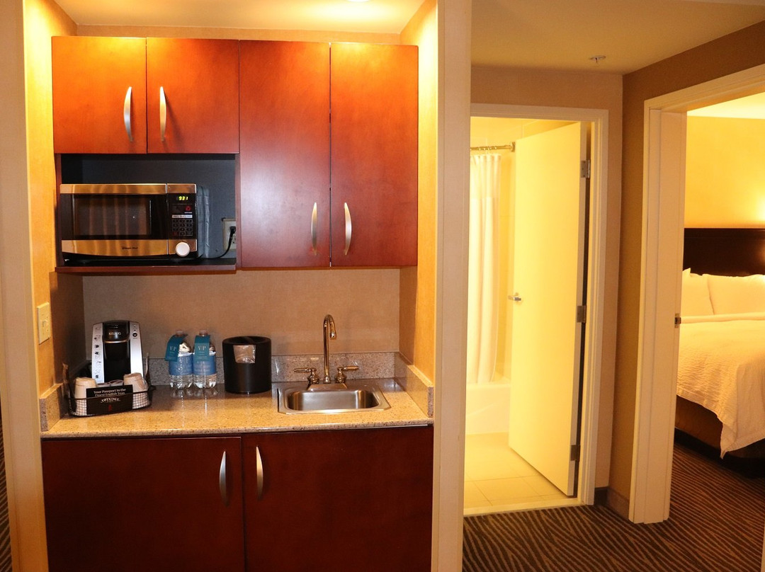 西雅图贝尔维尤/市中心万怡酒店主图