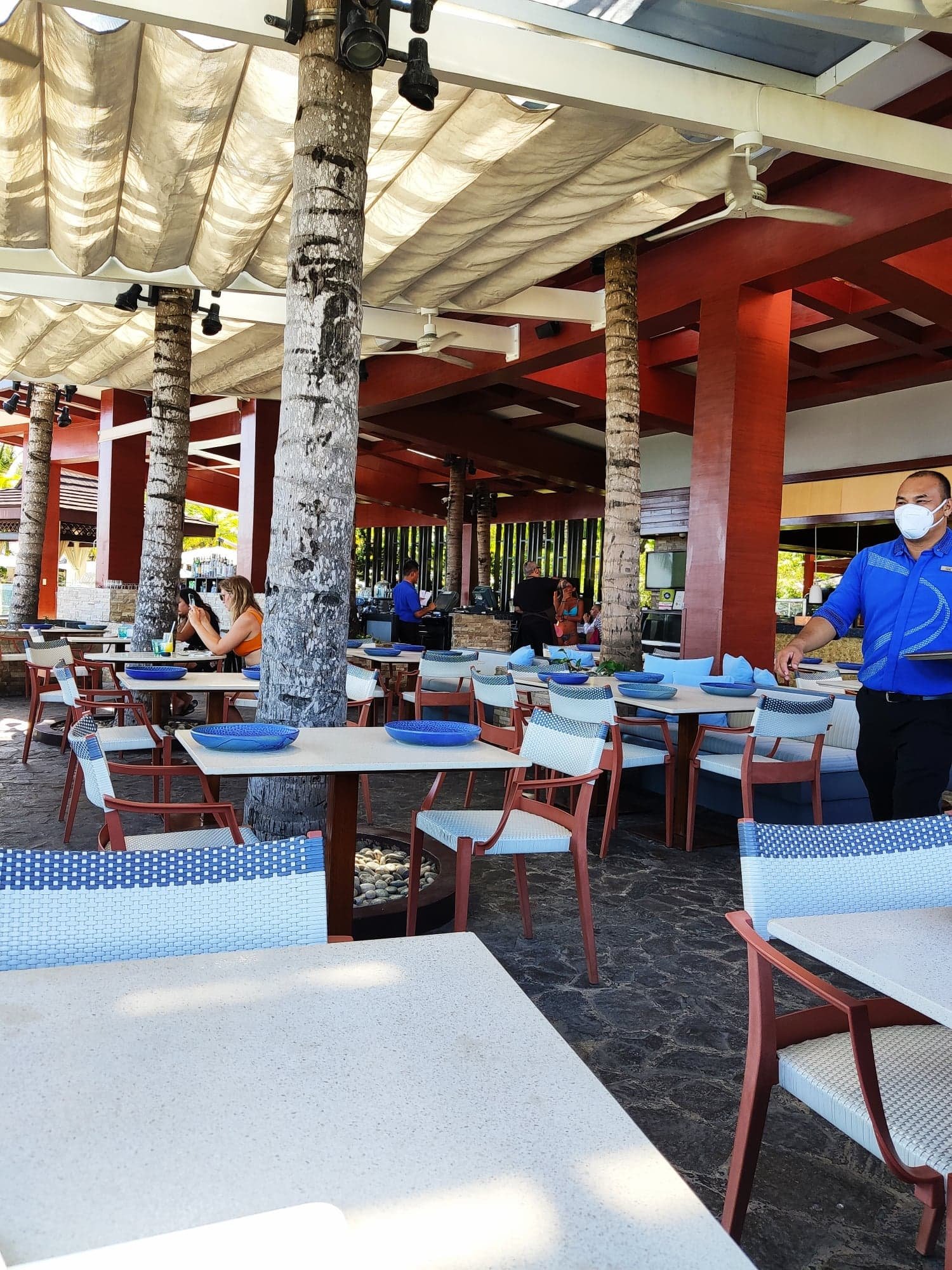 深红海滩温泉度假村-宿务马克坦岛-餐饮