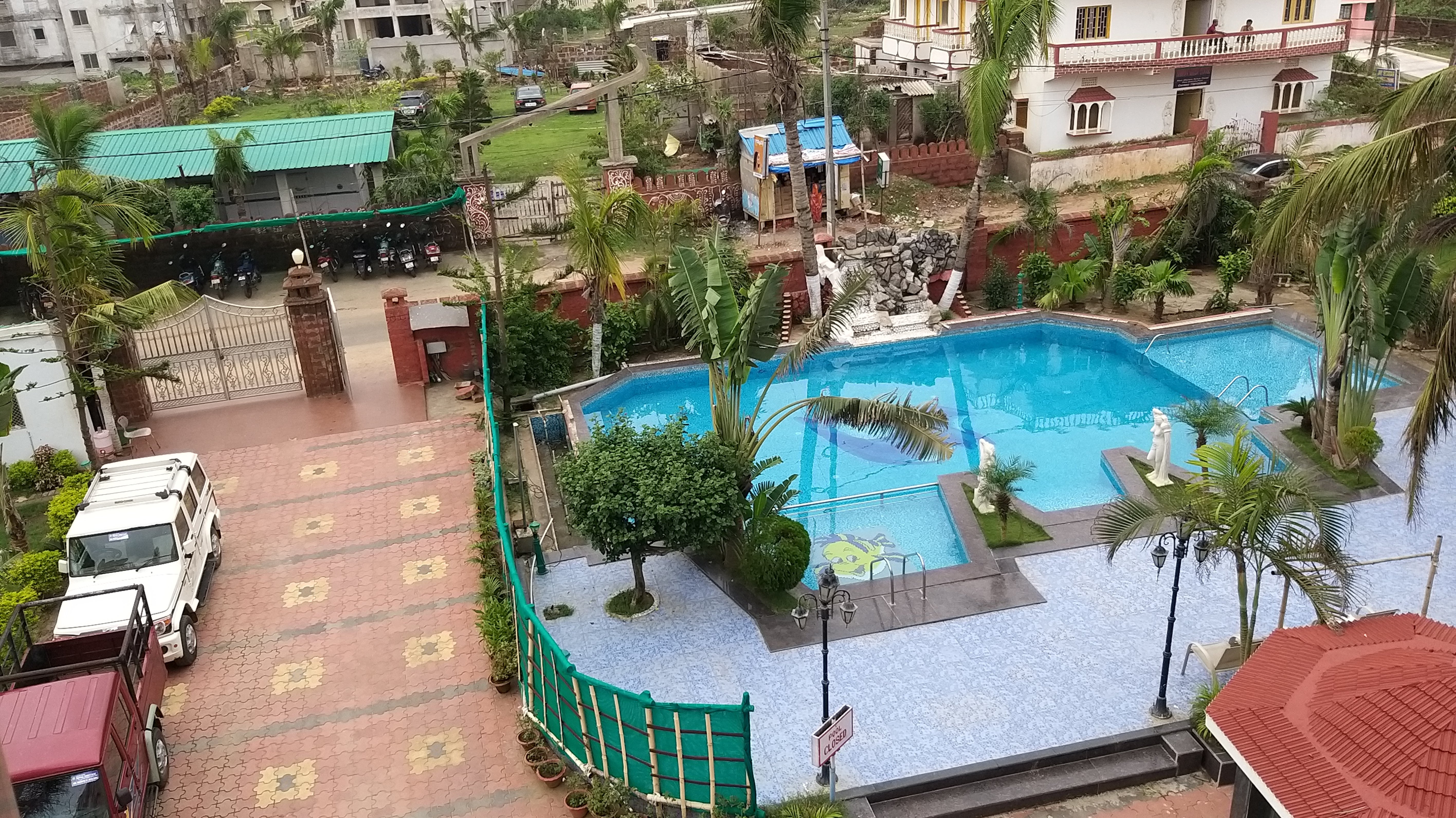 Hotel Lucky India-泳池