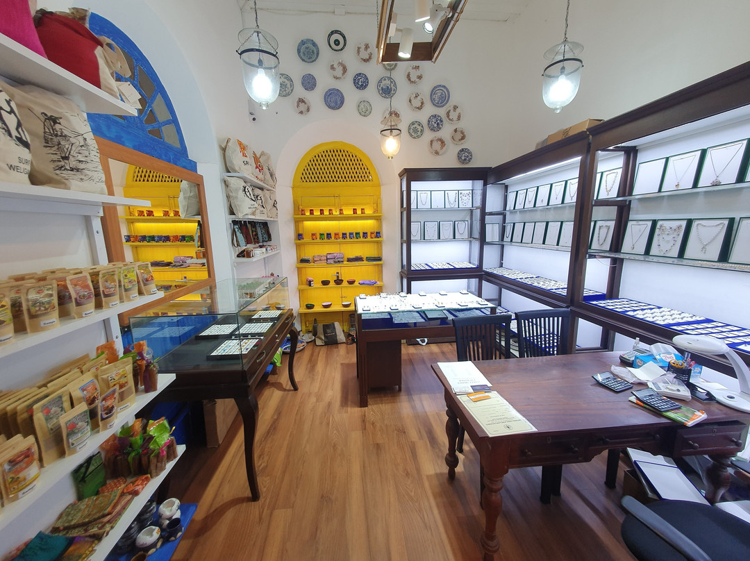 Azeiya-加勒必去景点