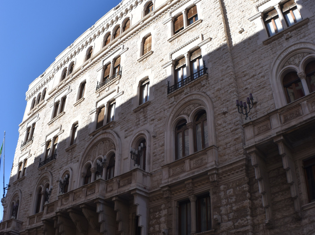 Palazzo dell'Acquedotto Pugliese-巴里必去景点