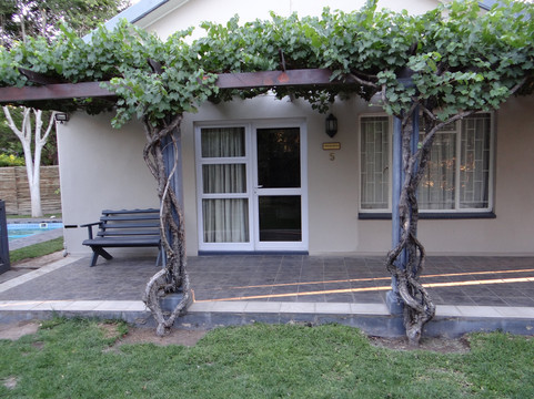 拉皮雅克斯旅馆主图