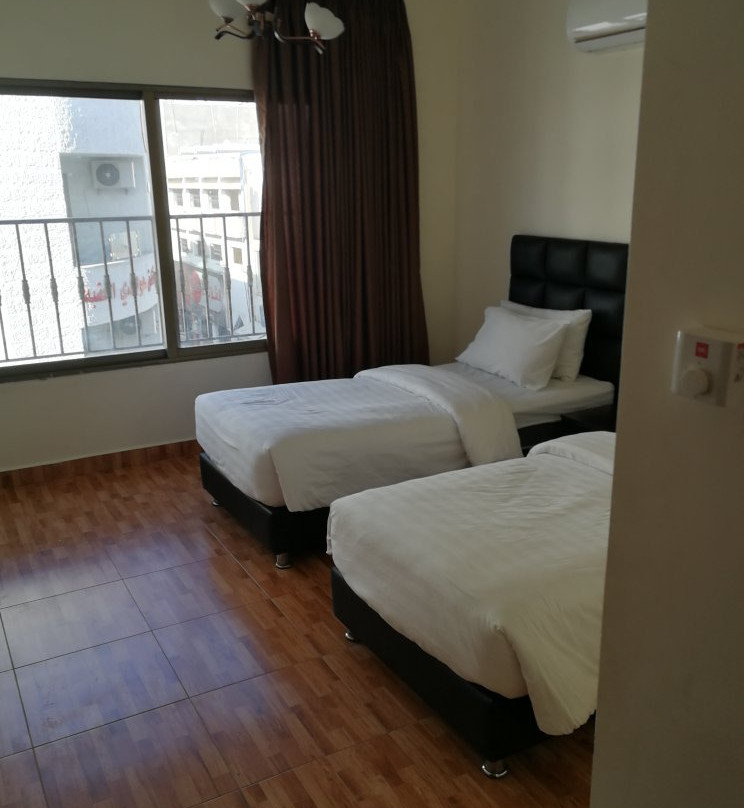 Serenity Hotel主图