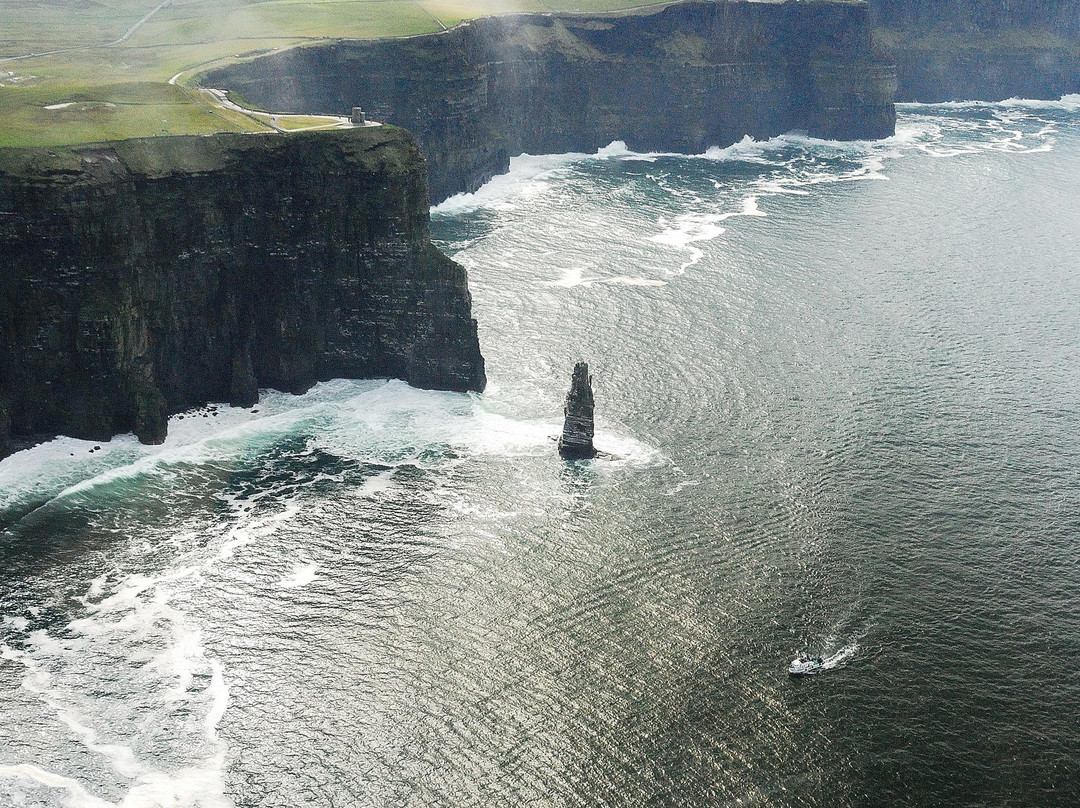 Cliffs of Moher Helitours-戈尔韦必去景点