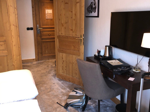 乐索达纳酒店主图