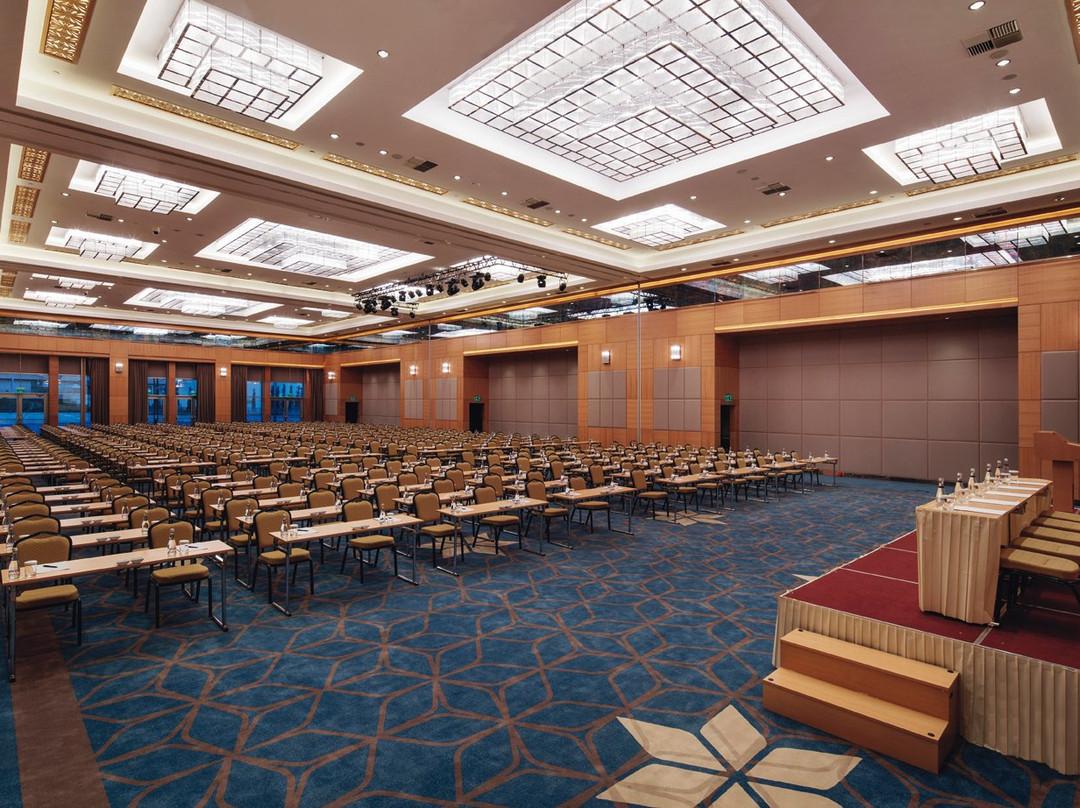 马拉蒂亚瑞享酒店主图