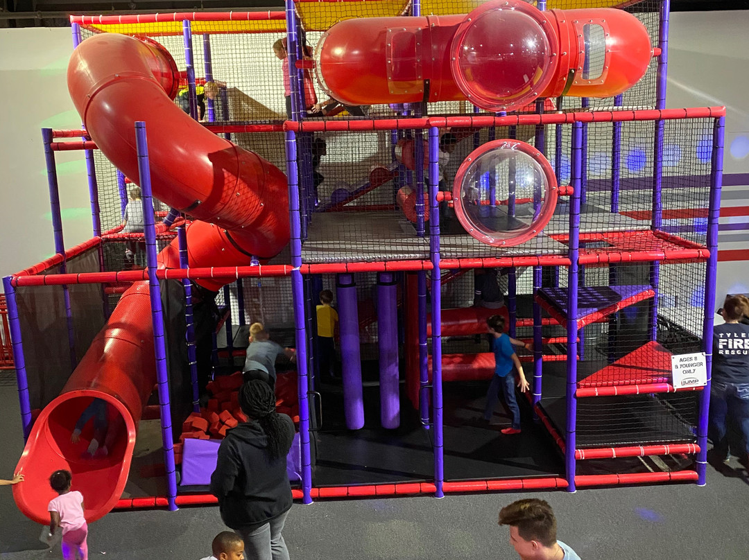 iJump Tyler Trampoline Park-泰勒必去景点