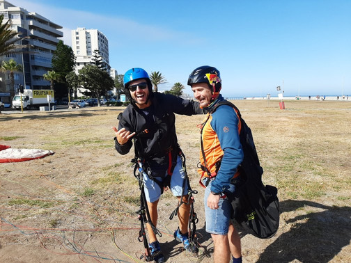 Skywings Paragliding-开普敦中心区必去景点