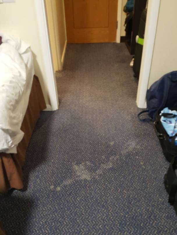 戴斯盖特威克酒店主图