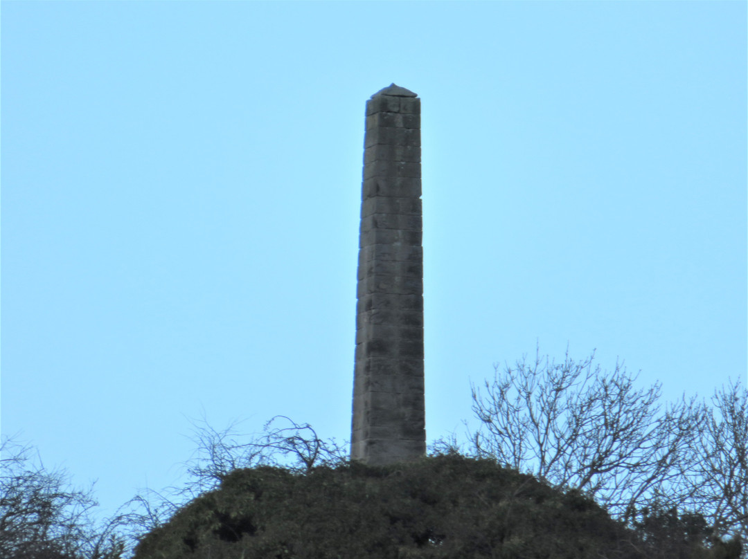 Aberdour House, Obelisk景点图片