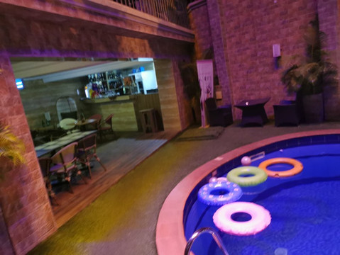 Corinthia Villa Hotel & Suites主图